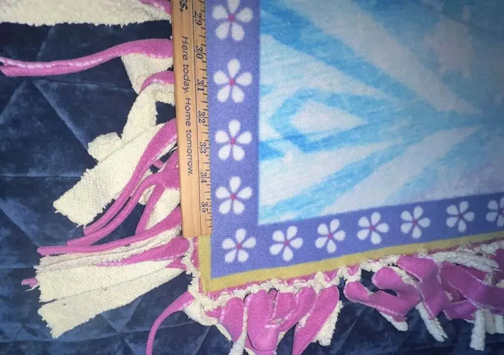 Disney Frozen Anna and Elsa Handmade Fleece Tie-Edge Blanket